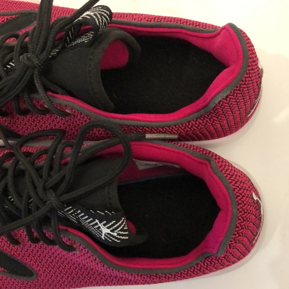NIKE JORDAN ECLIPSE FUCHSIA TRAINERS RUNNING SNEAKERS MENS SIZE 8Y - Picture 7 of 16